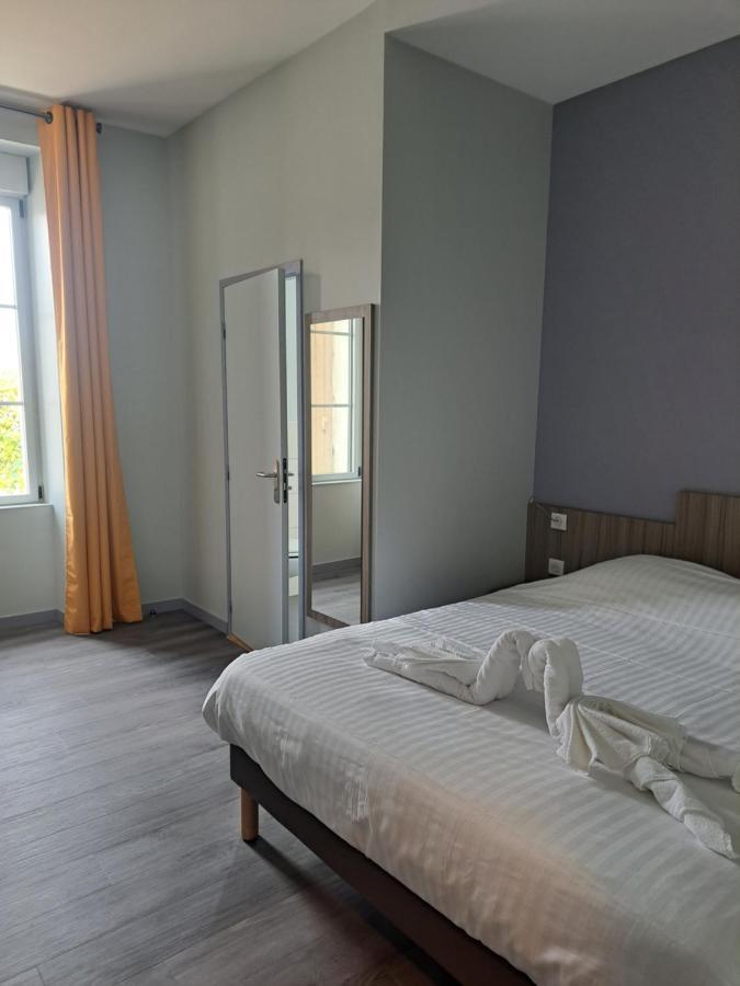 Le Petit Vedaquais Bed & Breakfast Vaas Ngoại thất bức ảnh